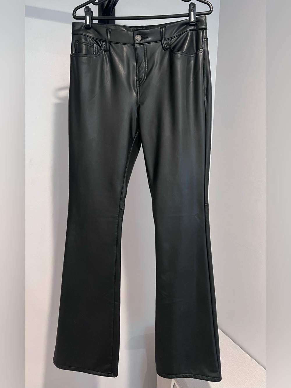 Banana Republic black Faux Leather low rise boot cut Women’s pants